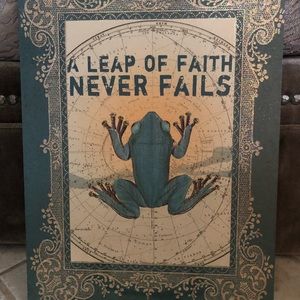 🐸Cardboard hanging sign